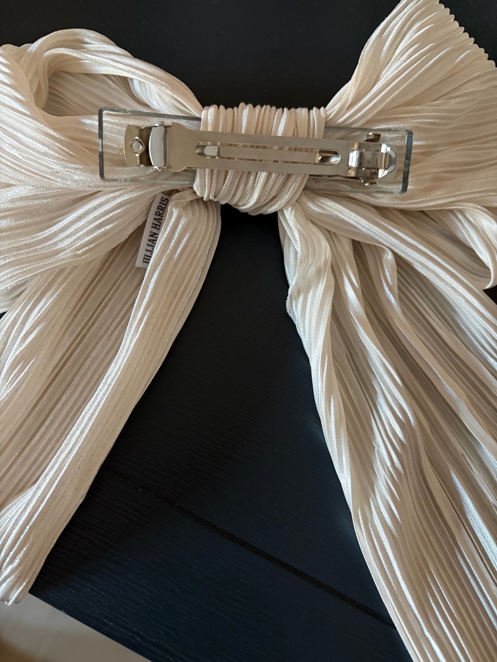 Chelsea King x Jillian Harris Plisse Ivory Hair Bow - Picture 6 of 6
